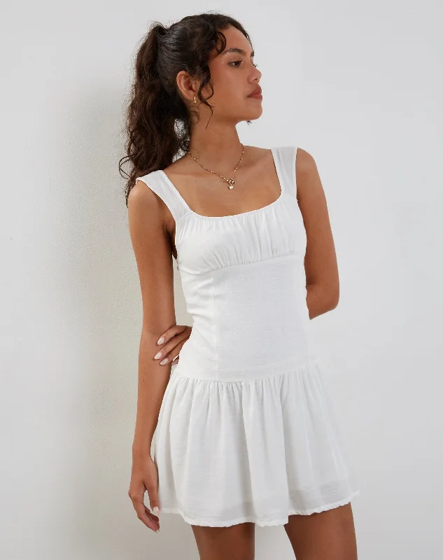 pleated maxi dressNihao Mini Dress in White