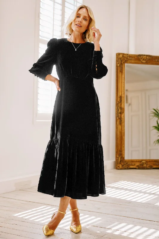 casual day dressEsmee Velvet Dress | Black