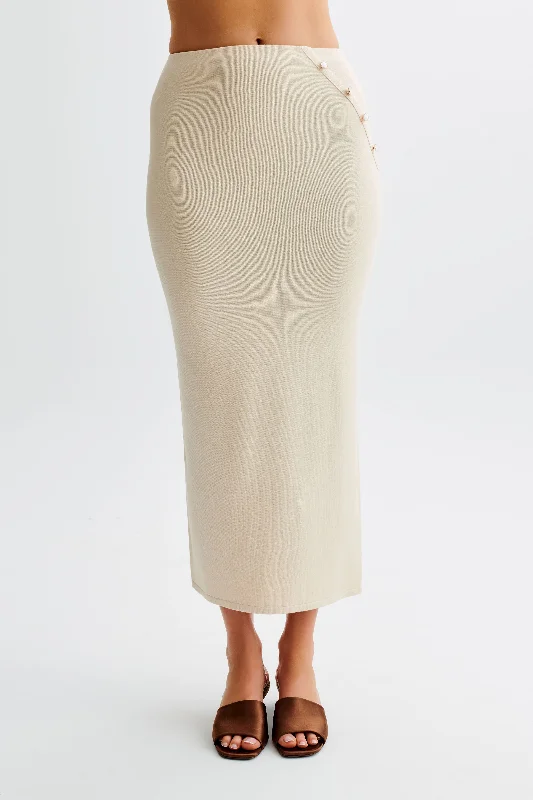 cocktail party dressMaisie Buttoned Knit Maxi Skirt - Cream