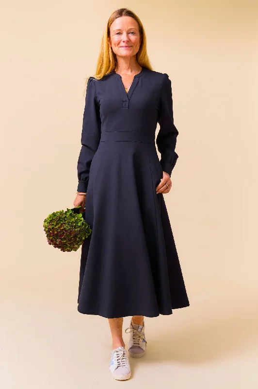 silk dressLuna EcoVero™ Midi Dress | Navy